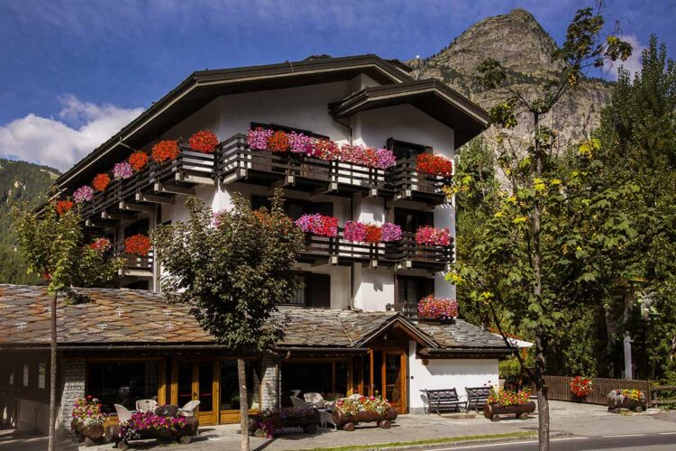 Single Hotel Image